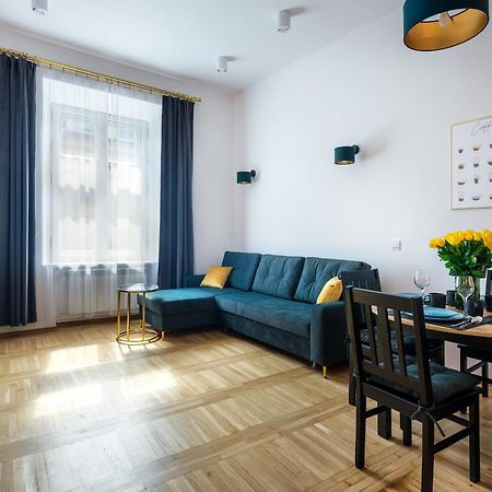 Tyzenhauz Apartments Old Town Краков Экстерьер фото