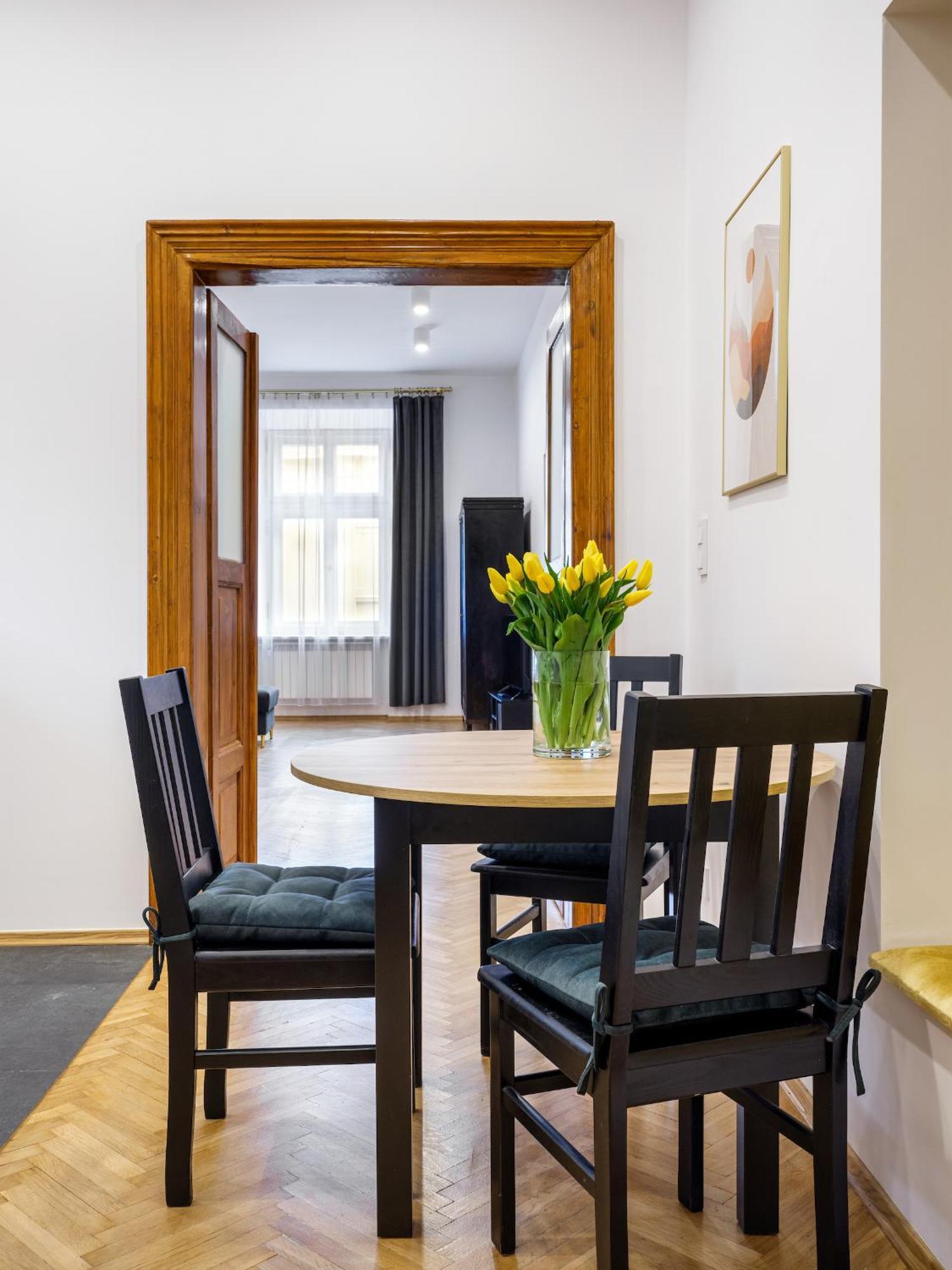 Tyzenhauz Apartments Old Town Краков Экстерьер фото