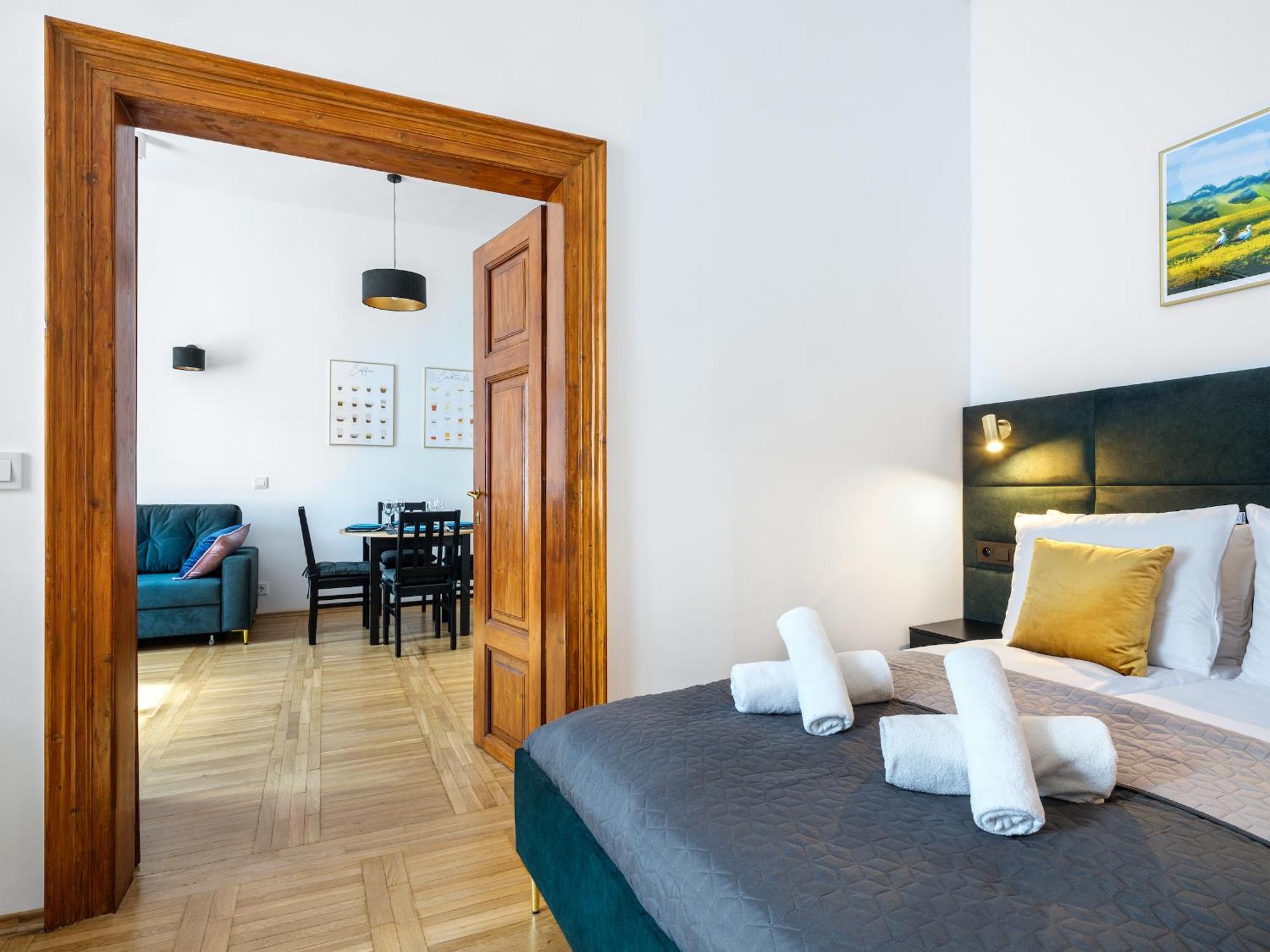 Tyzenhauz Apartments Old Town Краков Номер фото