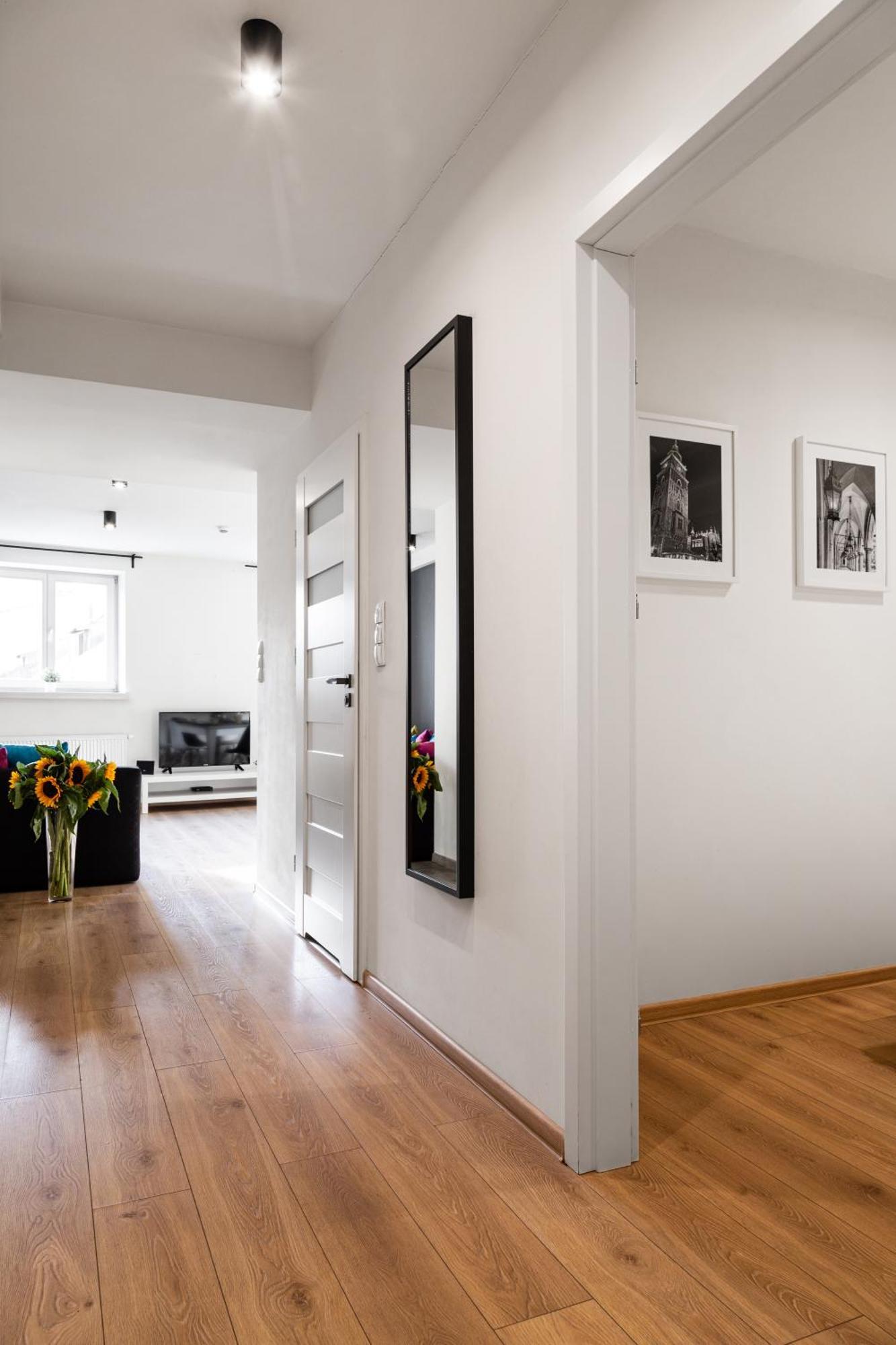 Tyzenhauz Apartments Old Town Краков Экстерьер фото